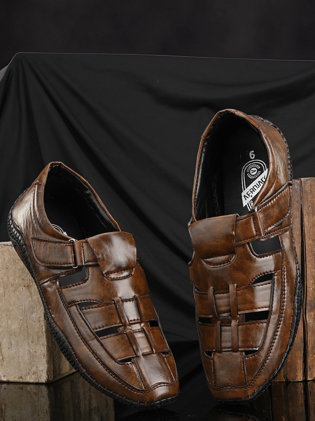 

AfroJack Men Brown Comfort Sandals