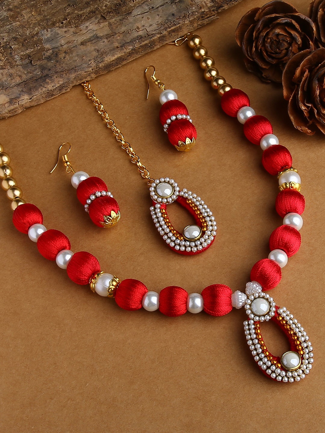 

AKSHARA Women Red Stone-Studded & Beaded Silk Thread Jewelry Set
