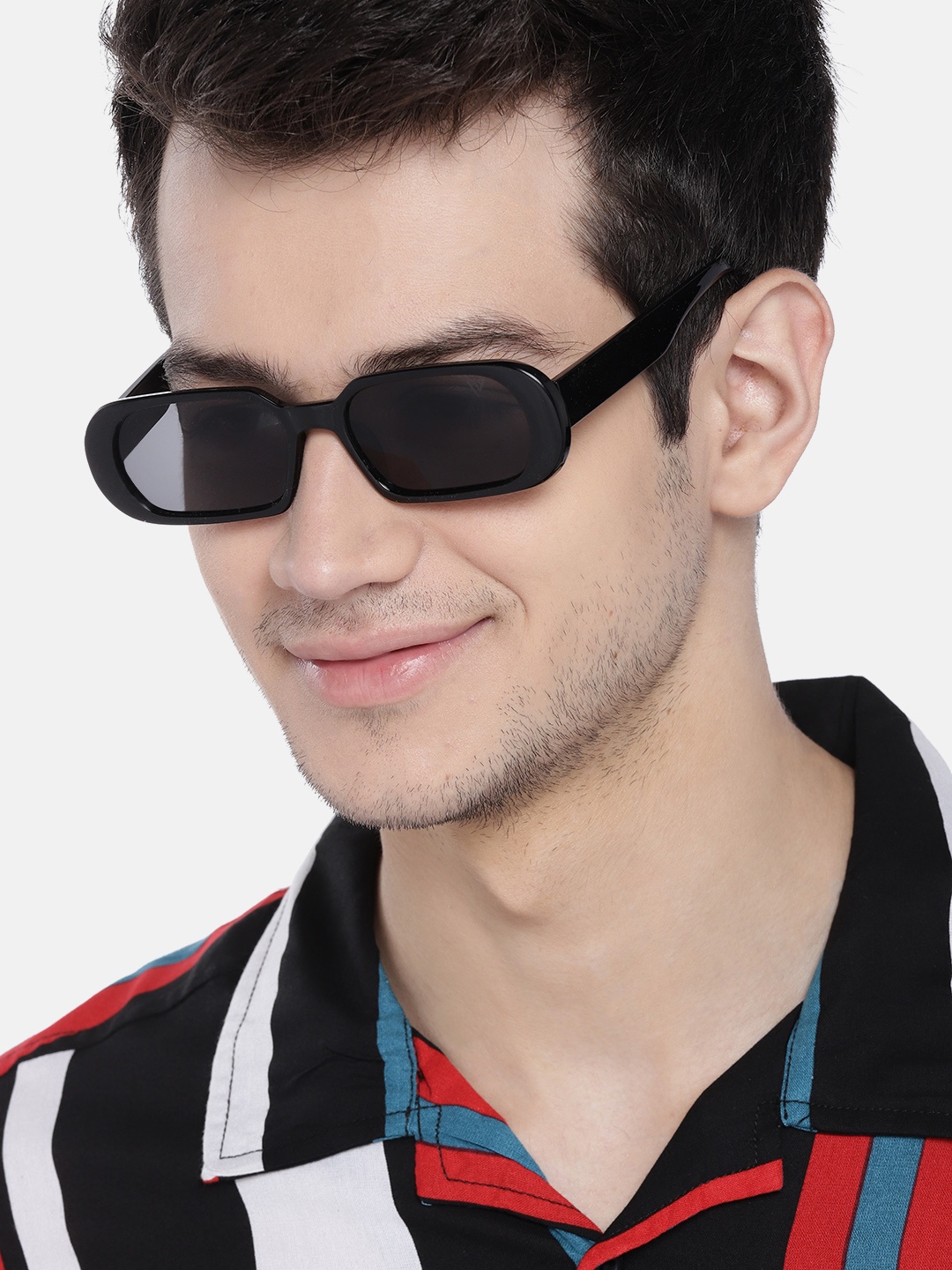 

Voyage Unisex Black Rectangle Sunglasses with UV Protected Lens