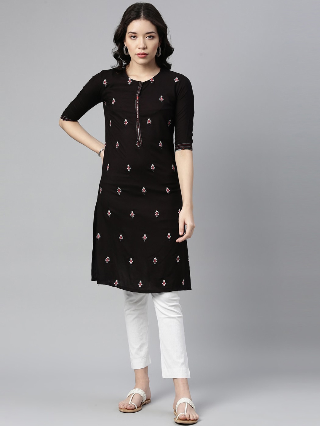 

Neerus Women Black & White Floral Embroidered Straight Kurta