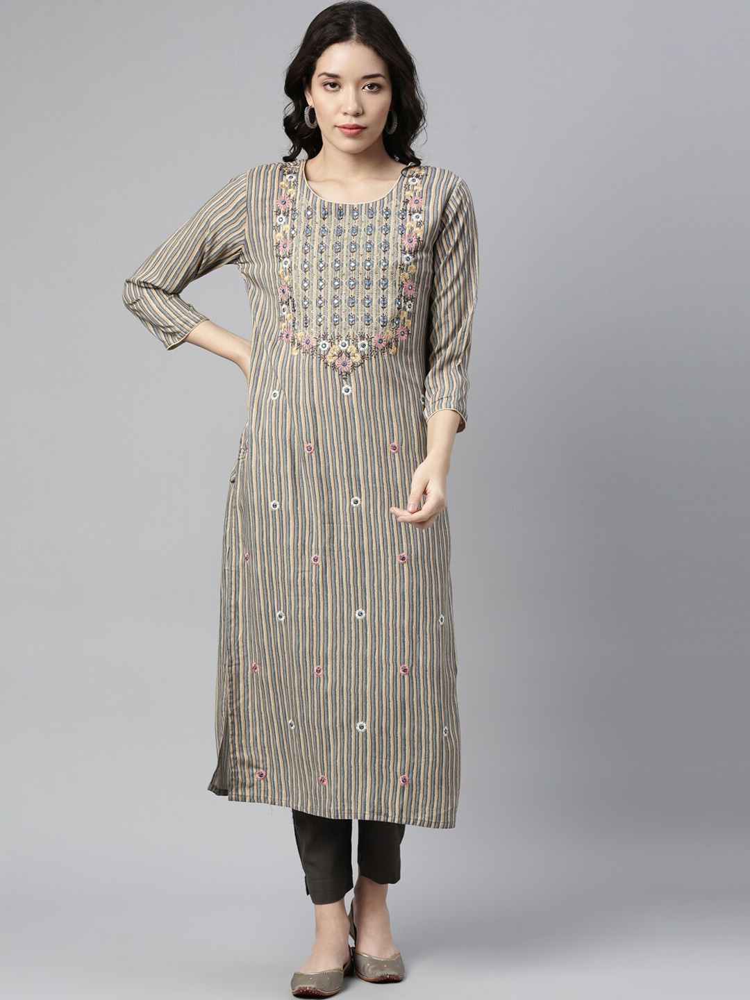 

Neerus Women Grey & Blue Embroidered Kurta