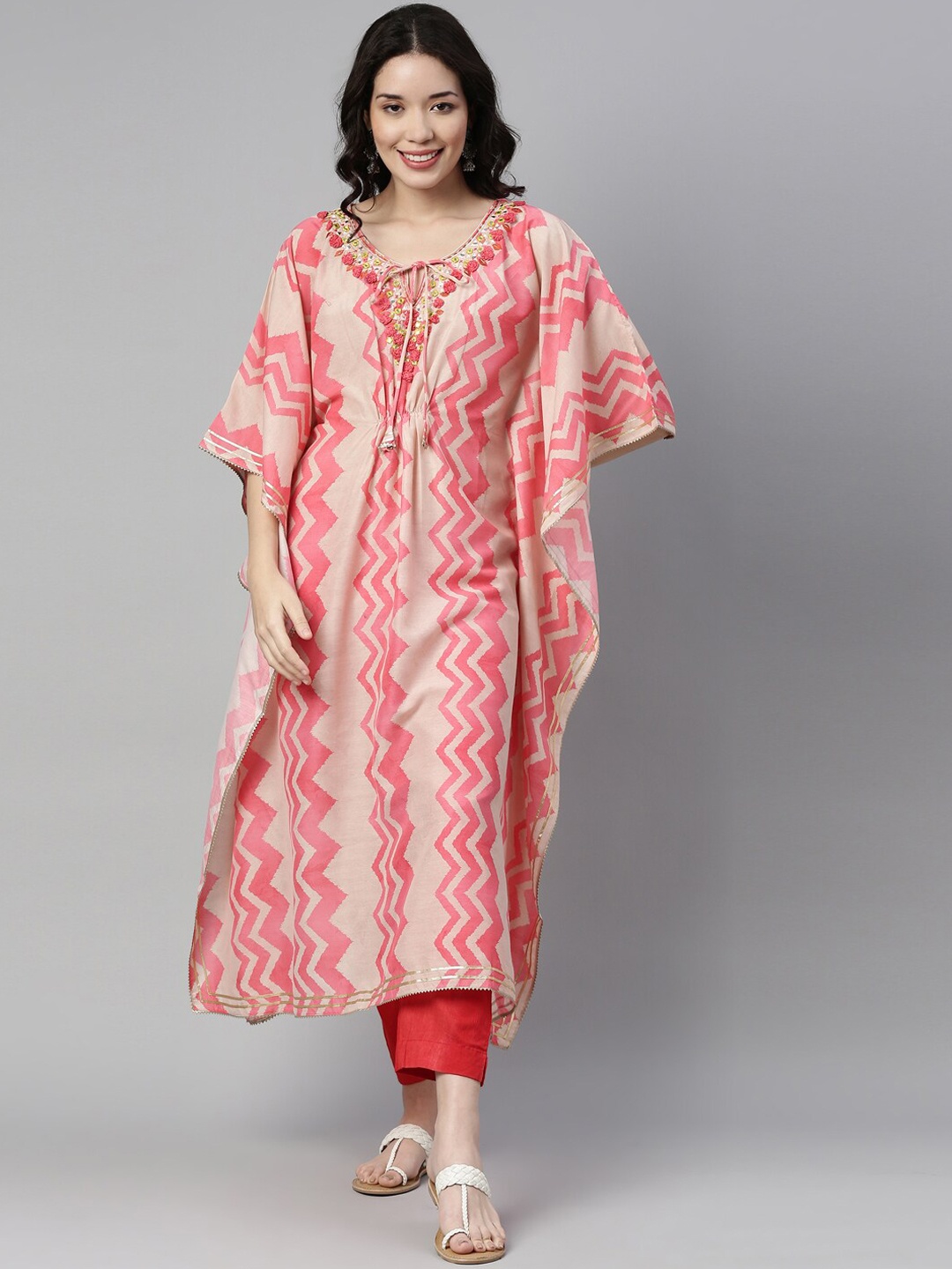 

Neerus Women Pink Chevron Printed Kaftan Kurta