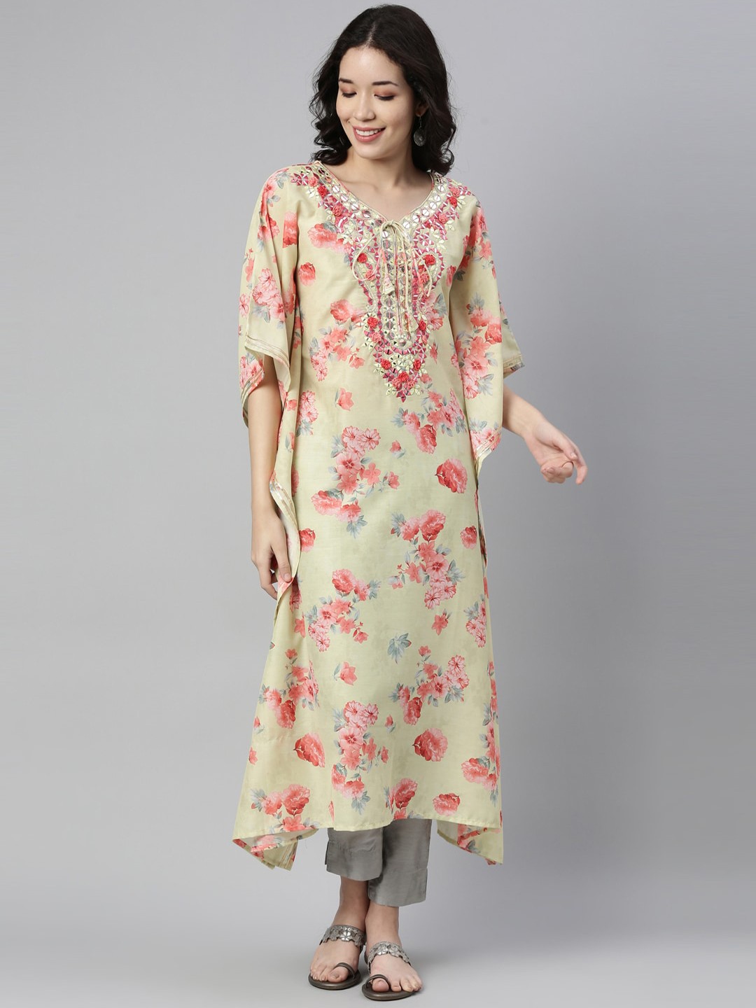 

Neerus Women Yellow Floral Printed Flared Sleeves Floral Kaftan Kurta
