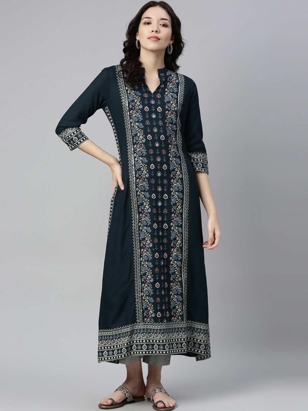 

Neerus Women Teal Green Ethnic Motifs Printed Floral Kurta