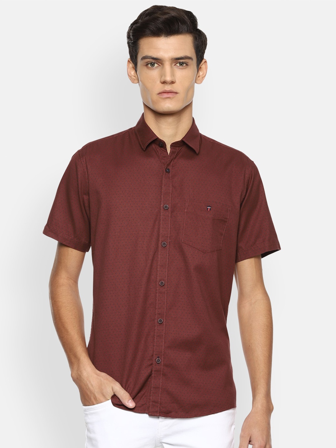 

Louis Philippe Sport Men Maroon Slim Fit Pure Cotton Casual Shirt