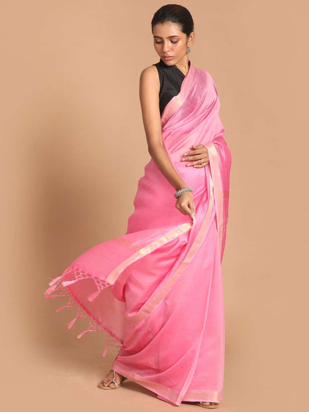 

Indethnic Pink & Gold-Toned Zari Silk Cotton Banarasi Saree