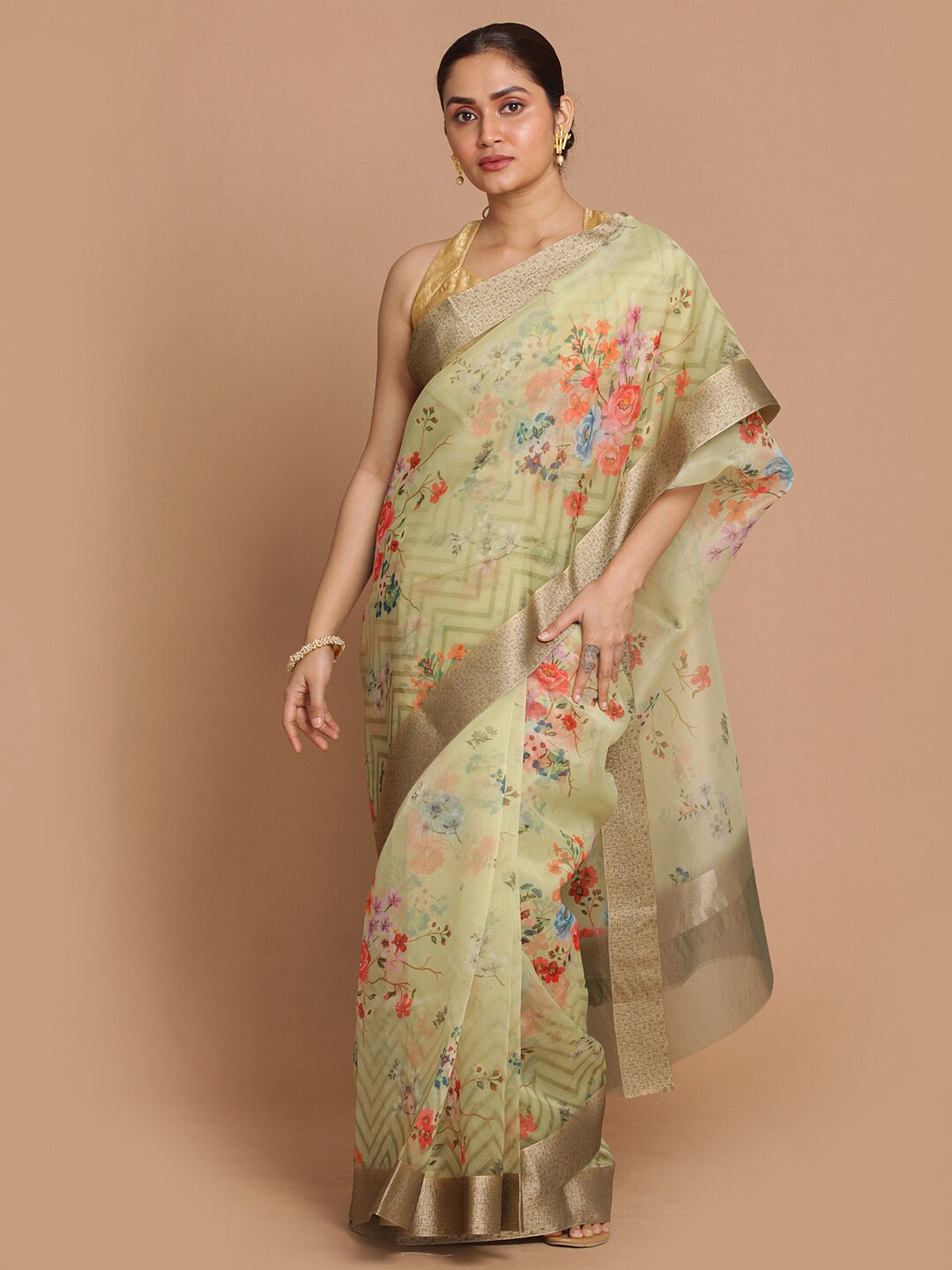 

Saranee Green & Red Floral Zari Organza Banarasi Saree