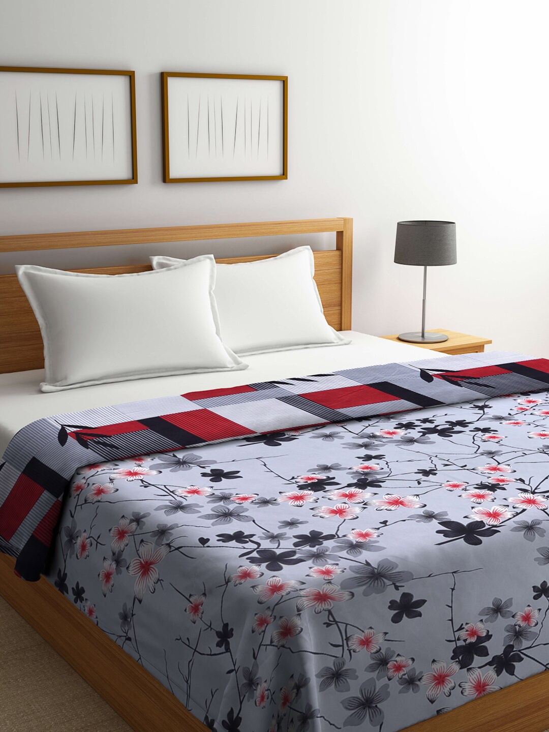 

KLOTTHE Grey & Red Floral Mild Winter 350 GSM Double Bed Comforter