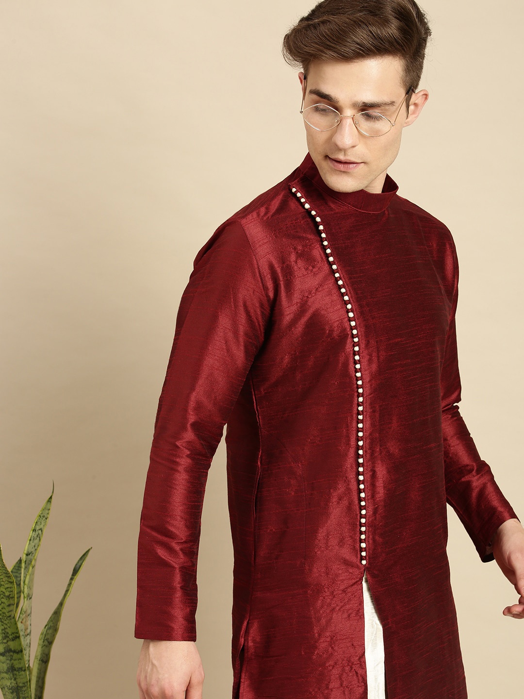 

Sanwara Men Maroon High Slit Kurta with Churidar