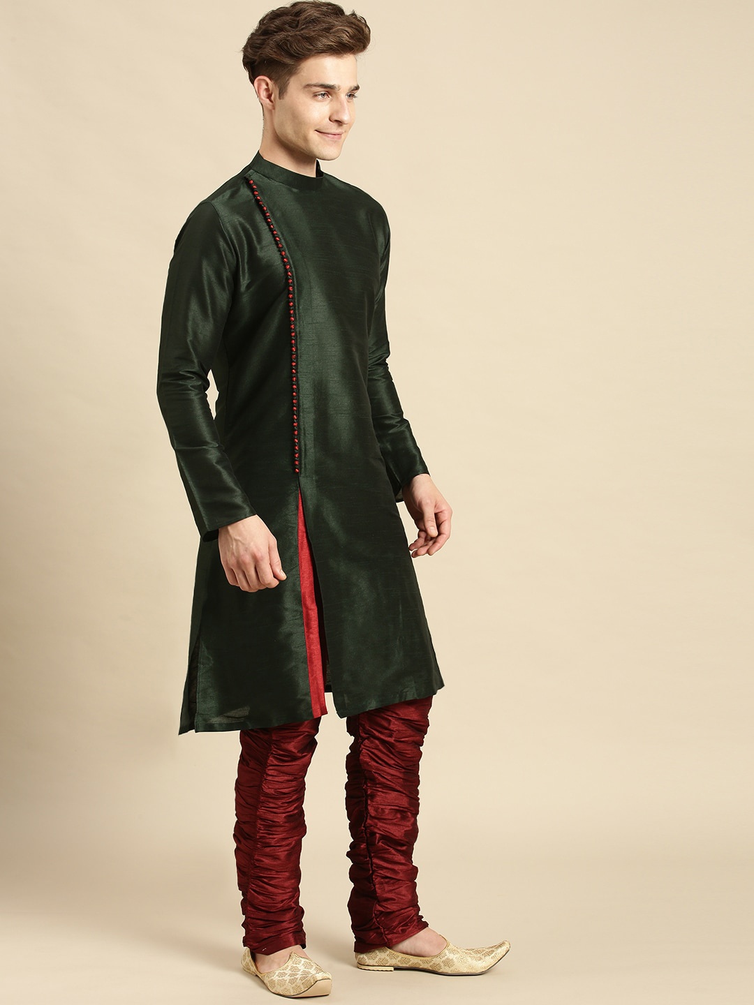 

Sanwara Men Green Angrakha Kurta with Pyjamas