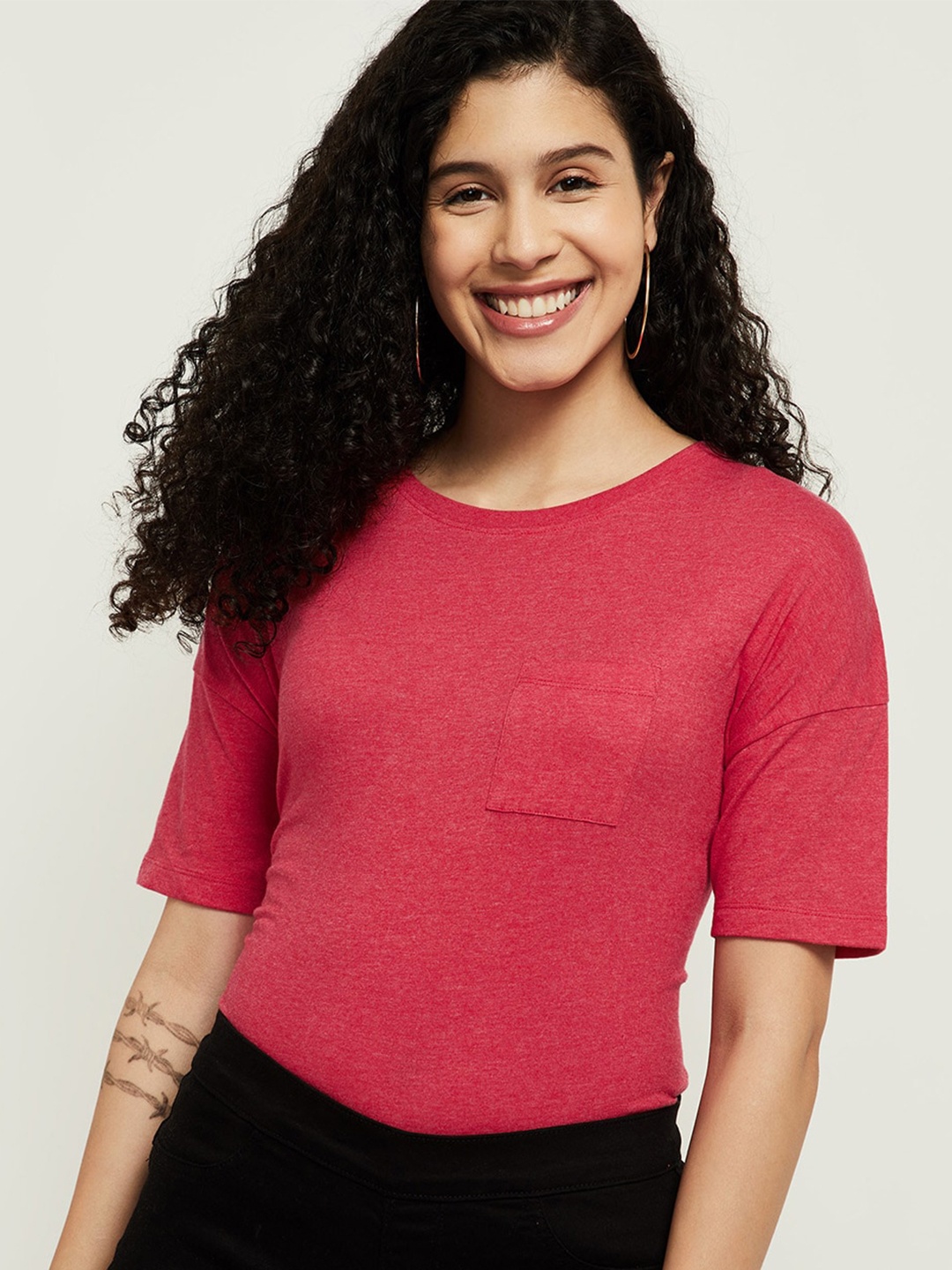 

max Women Pink Cotton Blend T-shirt