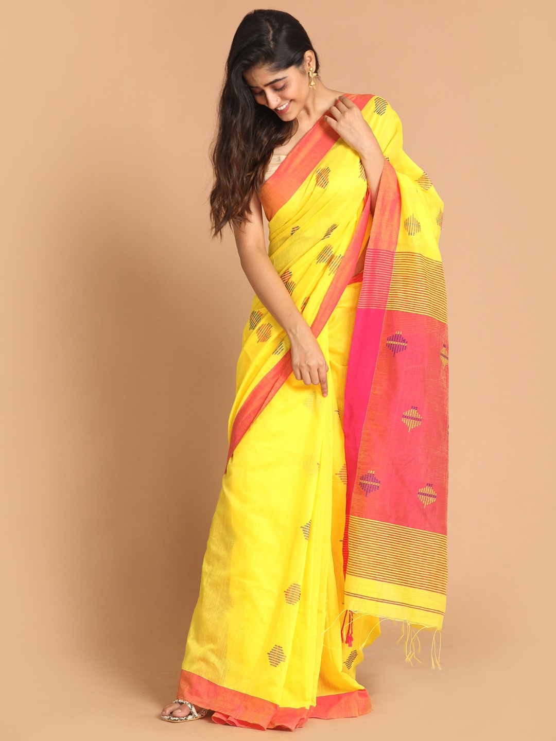 

Indethnic Yellow & Pink Woven Design Jamdani Saree