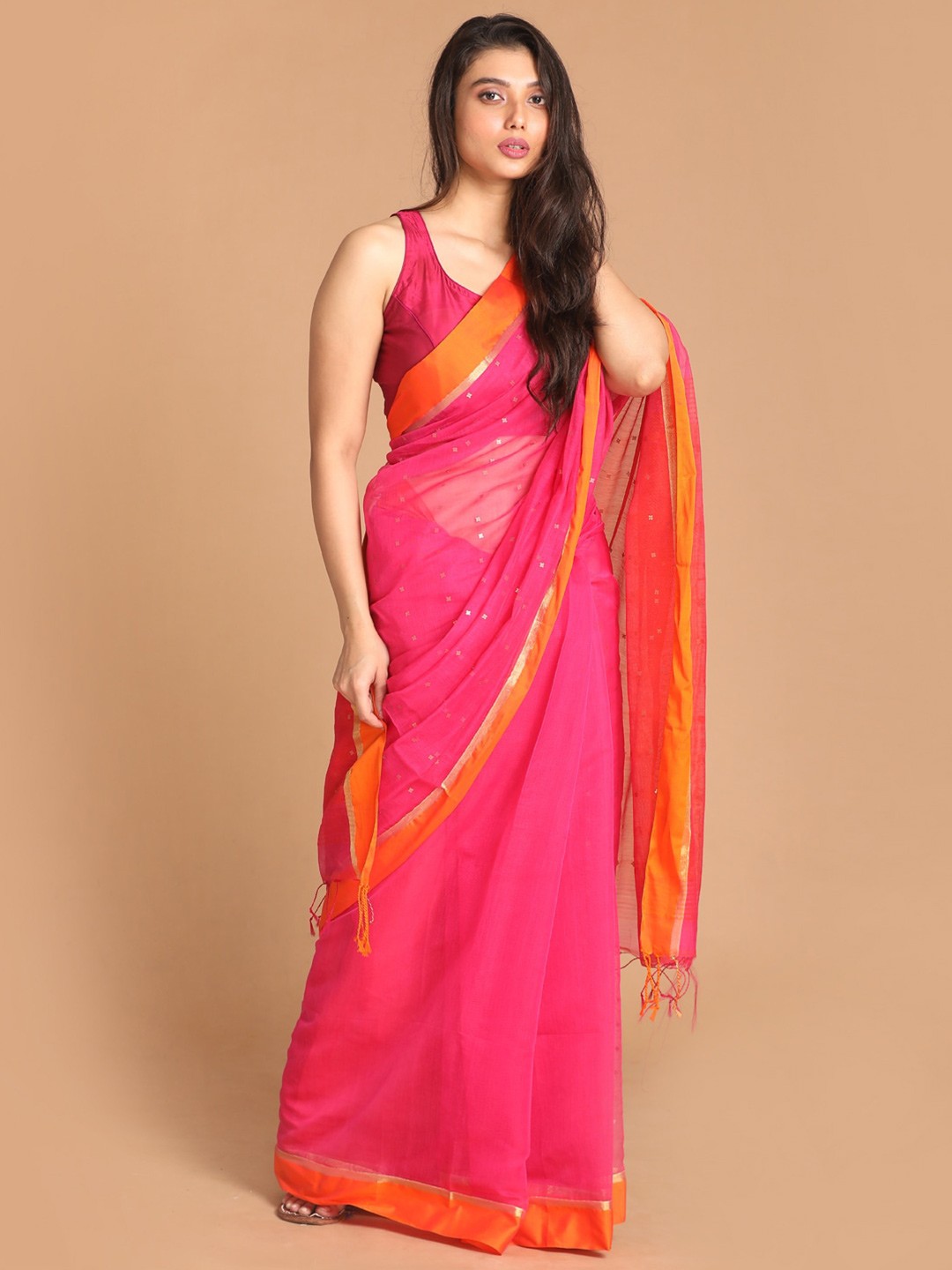 

Indethnic Pink & Orange Embellished Zari Jamdani Saree