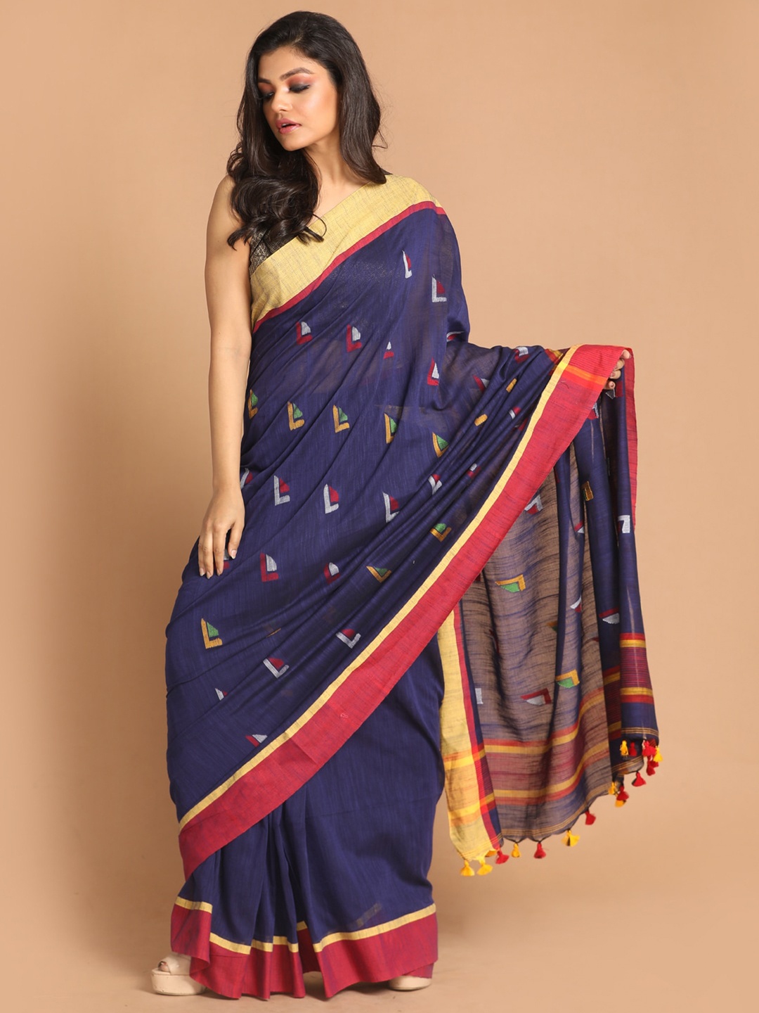 

Indethnic Blue & Red Pure Cotton Jamdani Saree