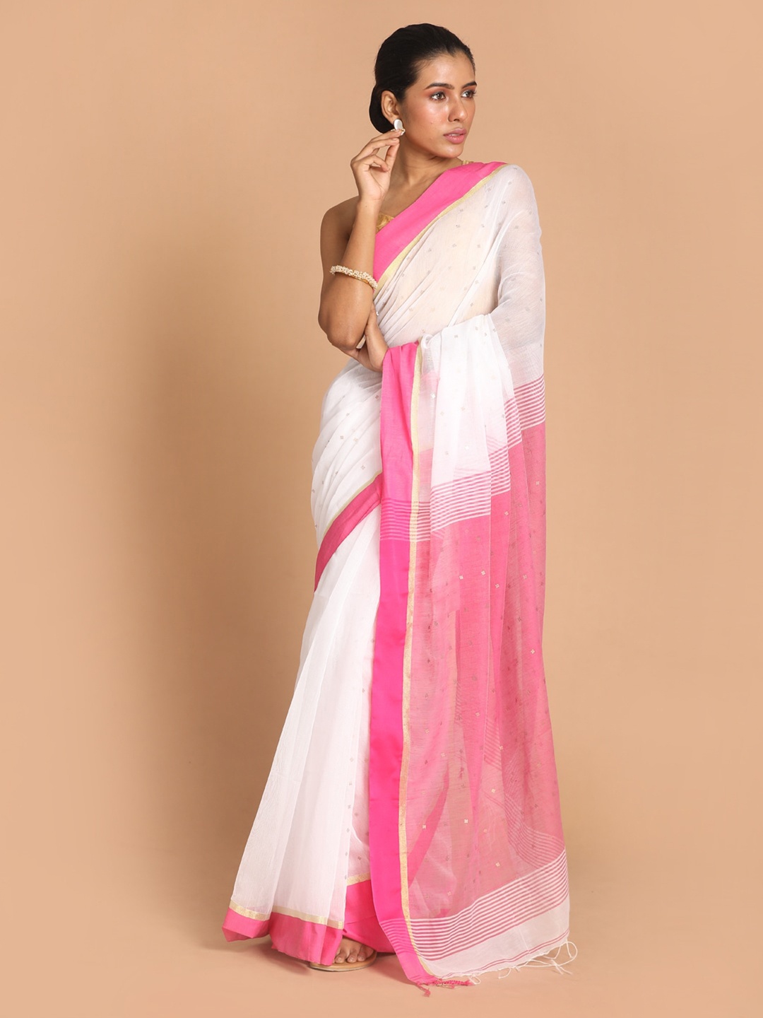 

Indethnic White & Fuchsia Woven Design Zari Jamdani Saree