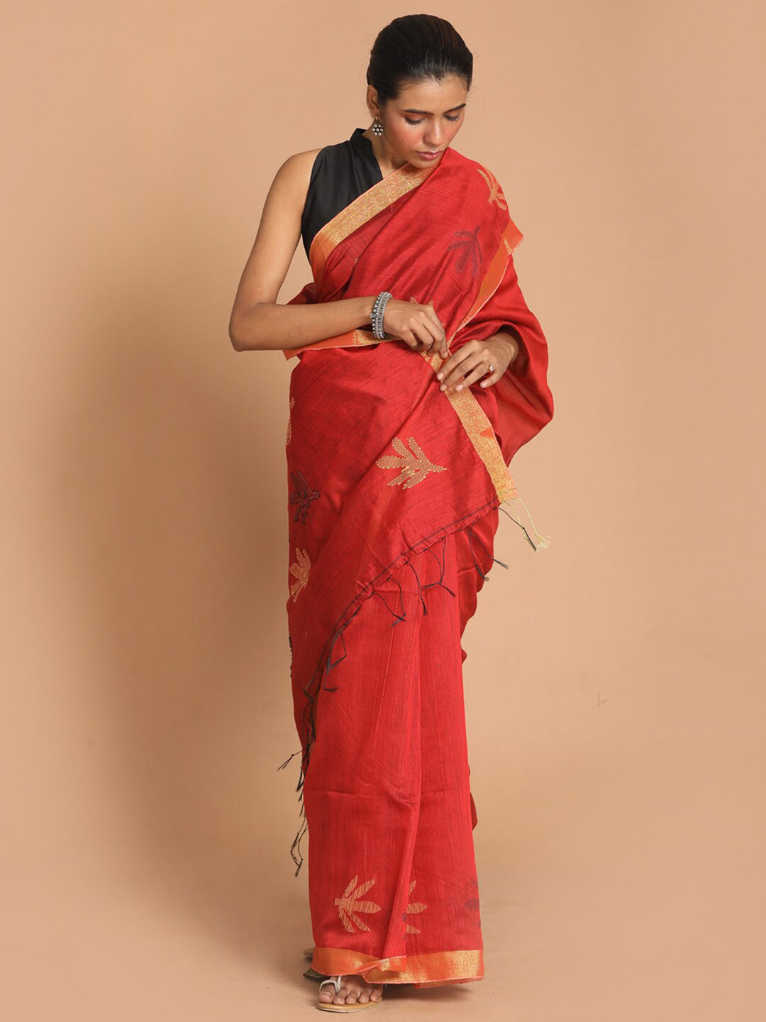 

Indethnic Red & Gold-Toned Woven Design Zari Jamdani Saree