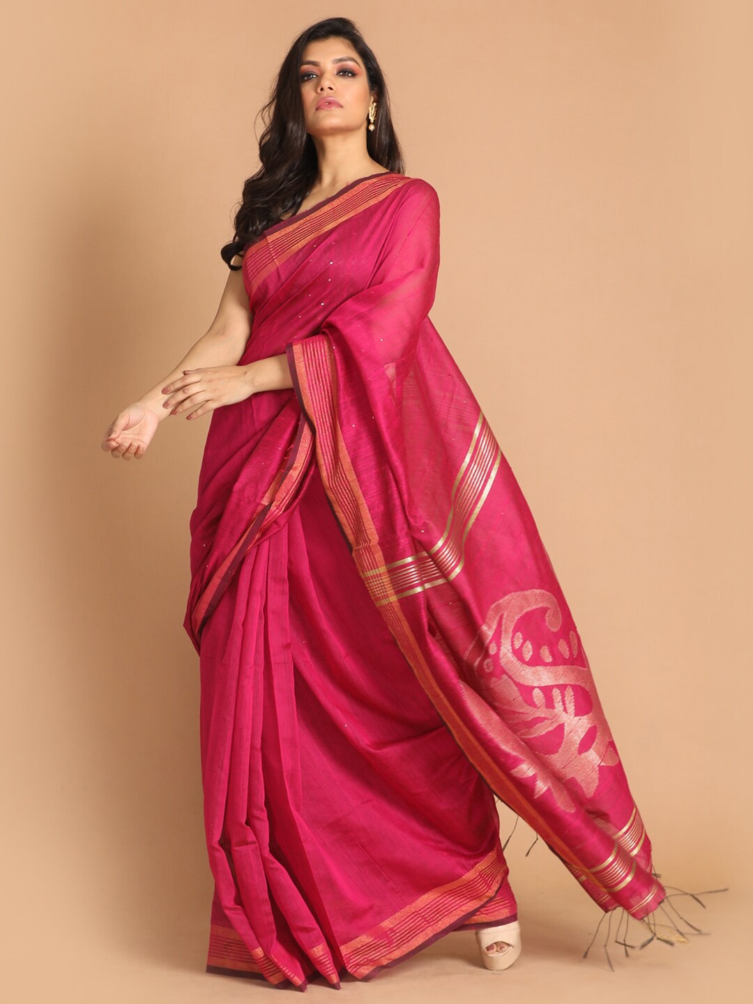 

Indethnic Pink & Gold-Toned Zari Jamdani Saree
