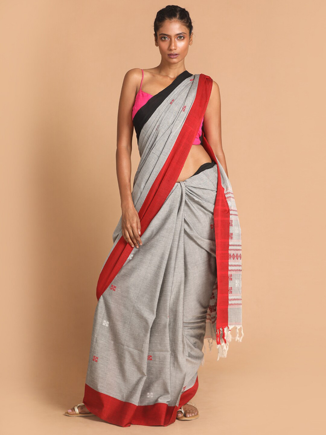 

Indethnic Grey & Red Woven Design Pure Cotton Jamdani Saree