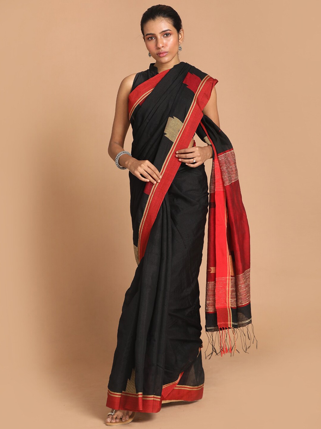 

Indethnic Black & Red Woven Design Jamdani Saree