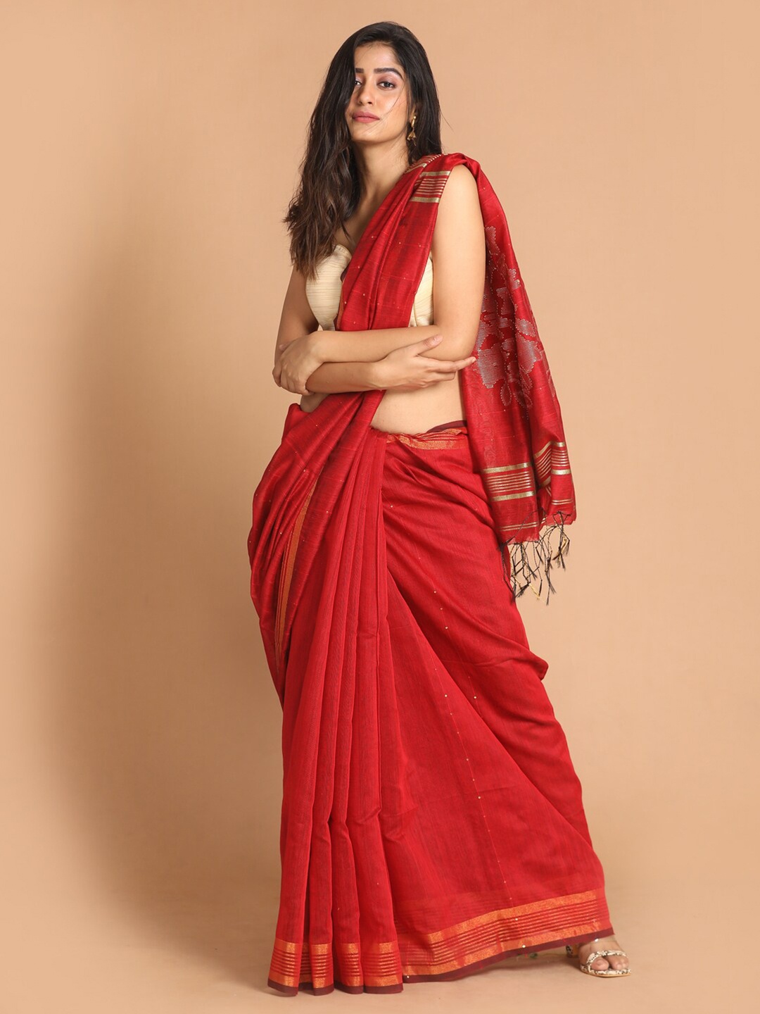 

Indethnic Red & Gold-Toned Striped Jamdani Saree