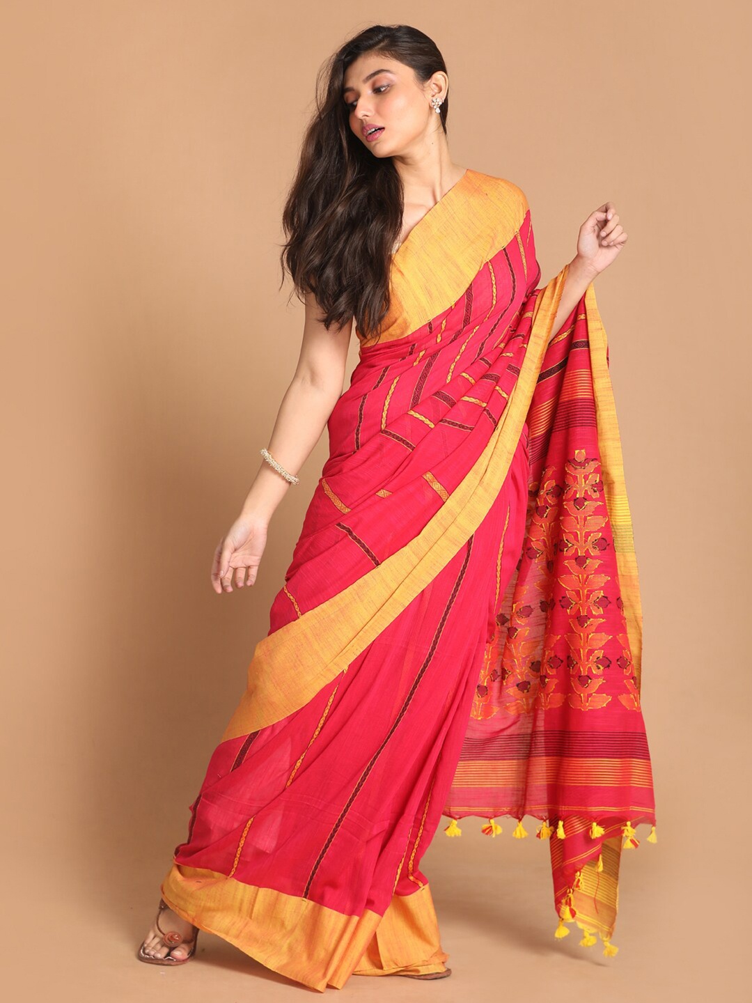 

Indethnic Red & Yellow Striped Pure Cotton Jamdani Saree