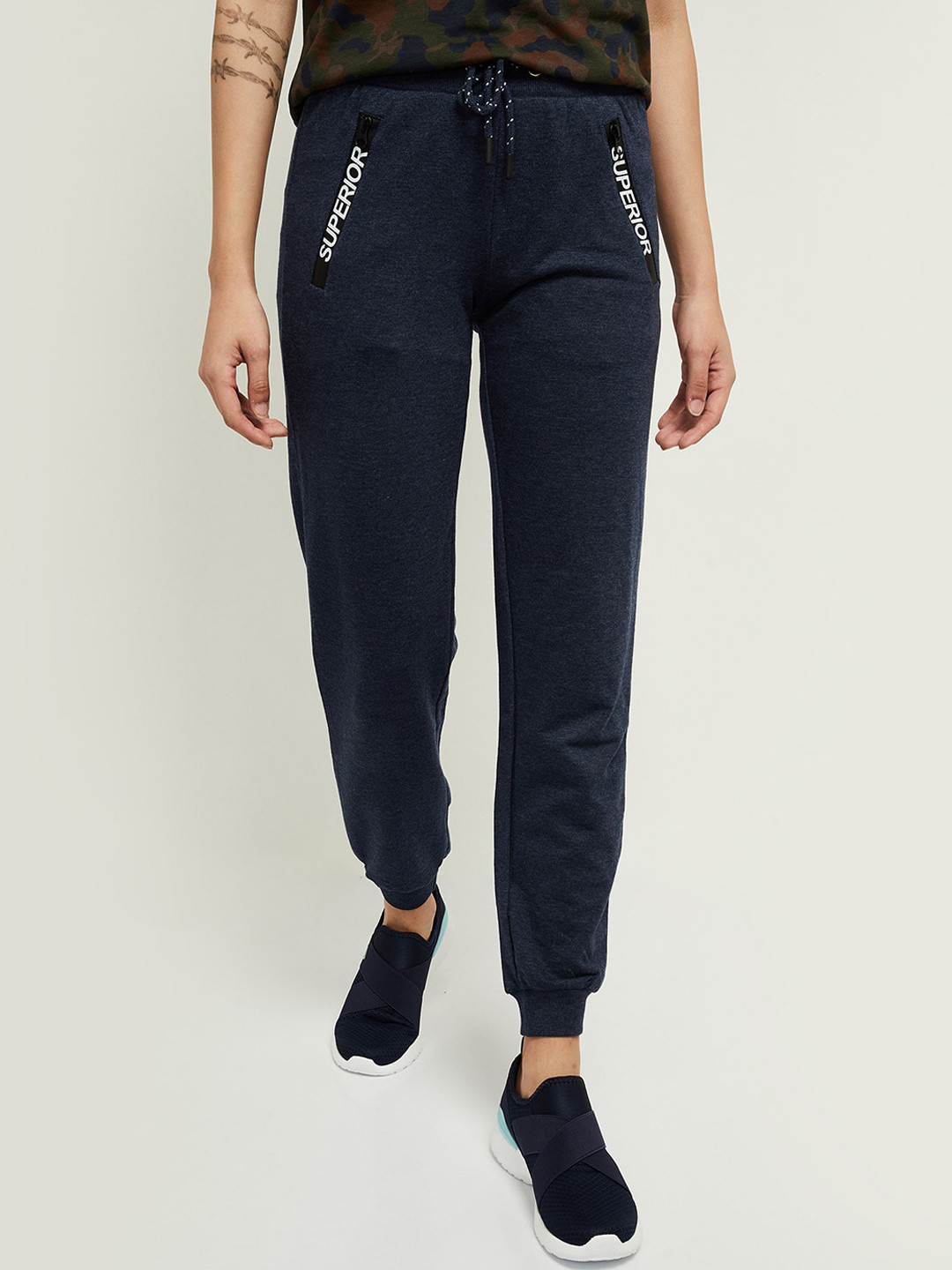

max Women Navy Blue Solid Polycotton Joggers