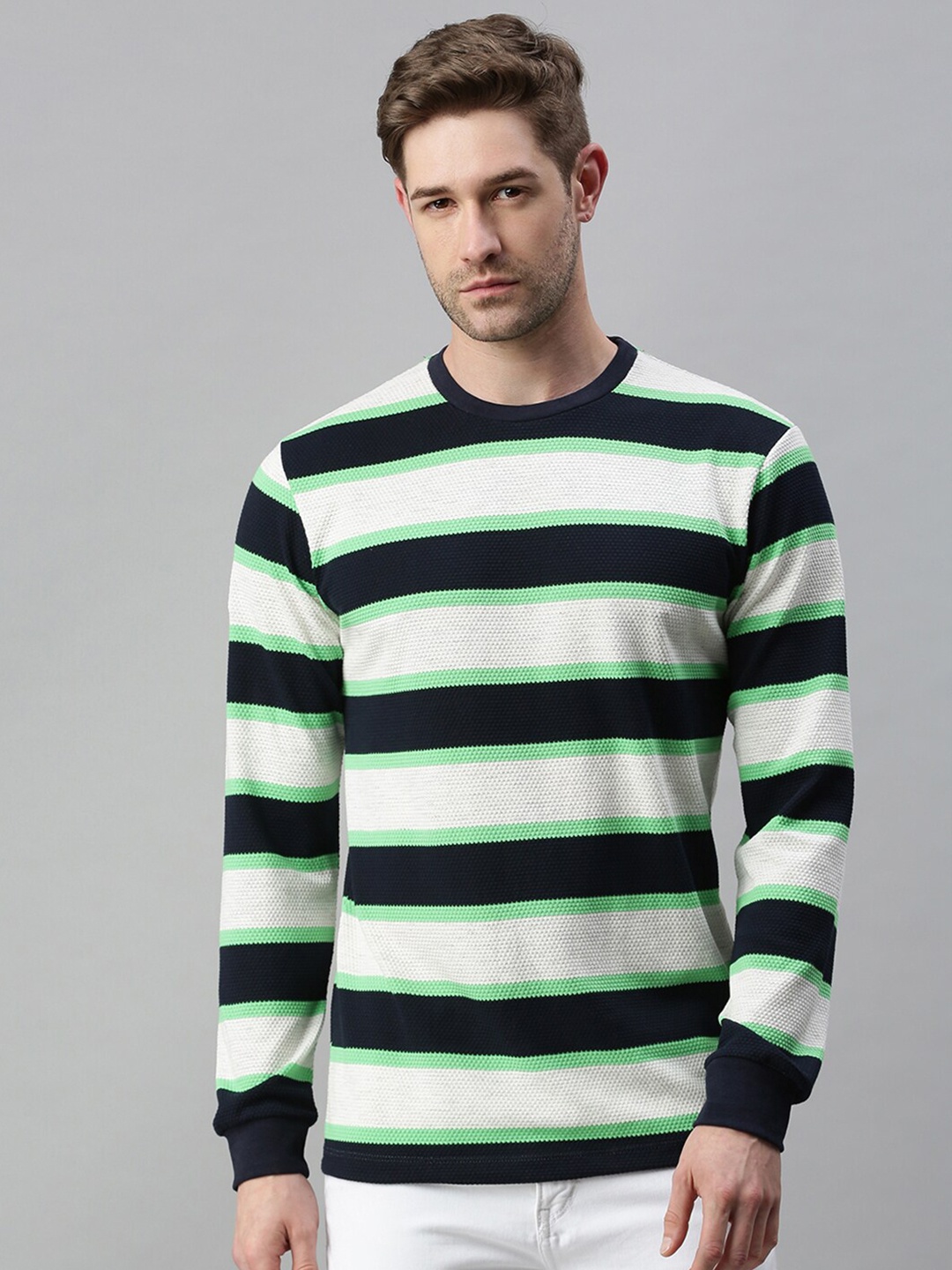 

SHOWOFF Men White Striped Sweatshirt