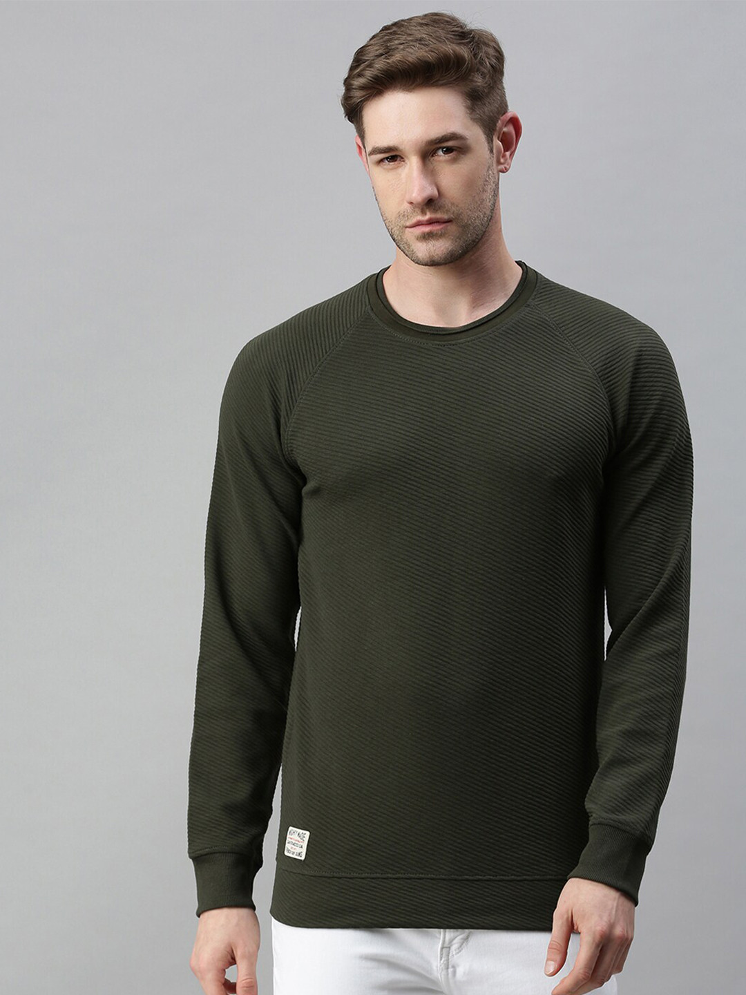 

SHOWOFF Men Olive Green Cotton Sweatshirt