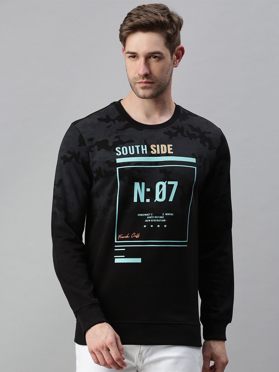 

SHOWOFF Men Black Printed Cotton Sweatshirt