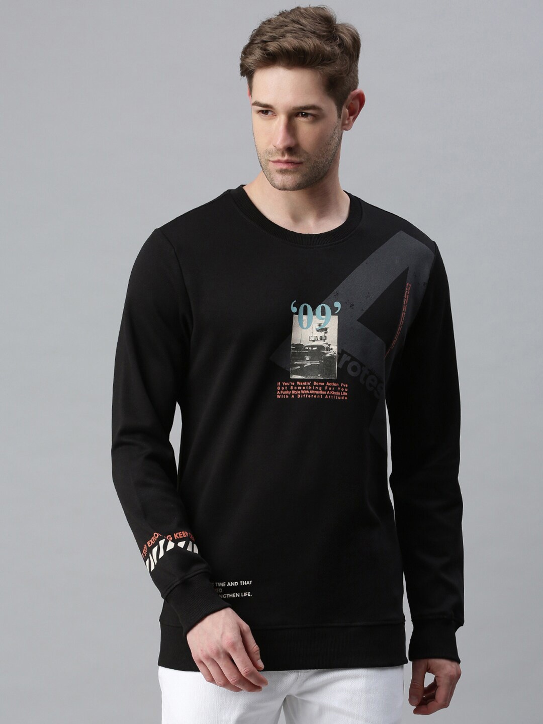 

SHOWOFF Men Black Printed Cotton Sweatshirt