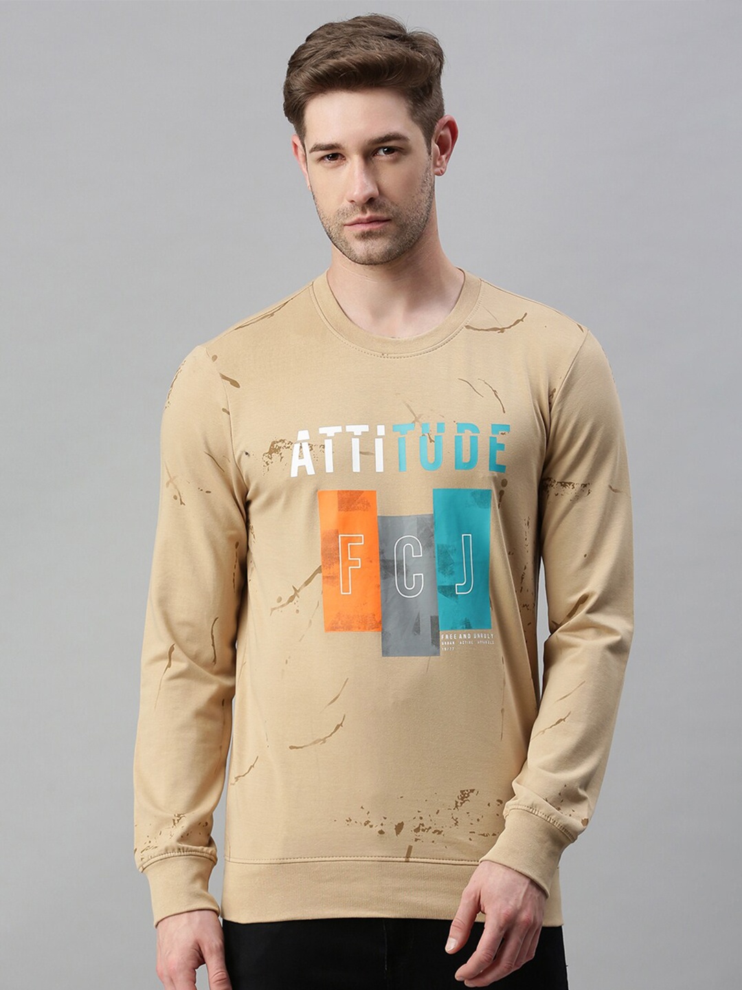 

SHOWOFF Men Beige Printed Sweatshirt