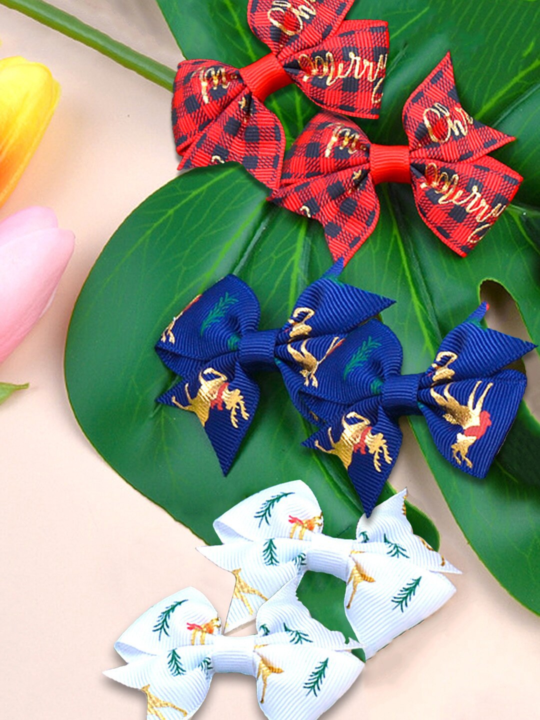 

Yellow Chimes Girls Red & Navy Blue Set of 6 Christmas Themed Alligator Hair Clip