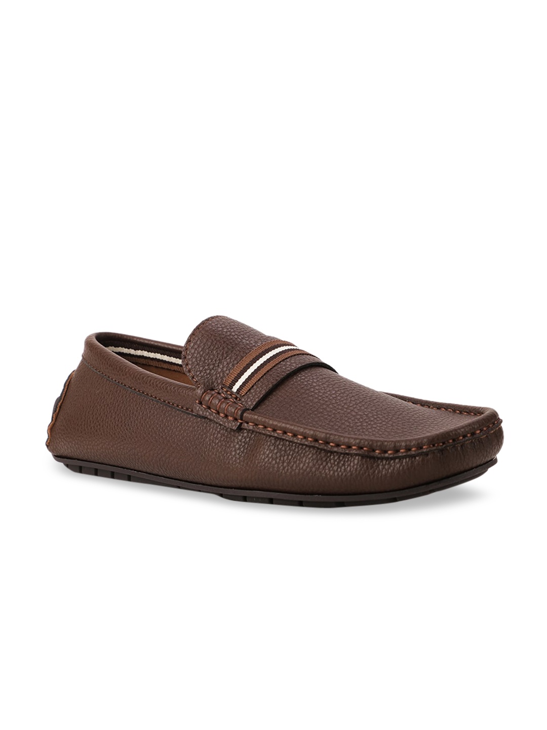 

Bata Men Brown Textured PU Loafers