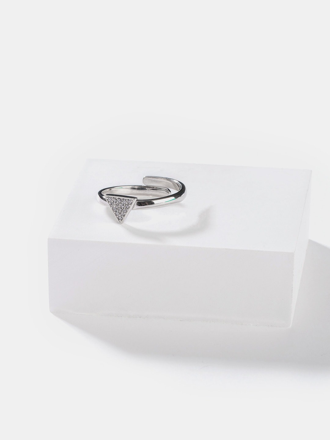 

SHAYA 925 Sterling Silver Triangle CZ Adjustable Ring