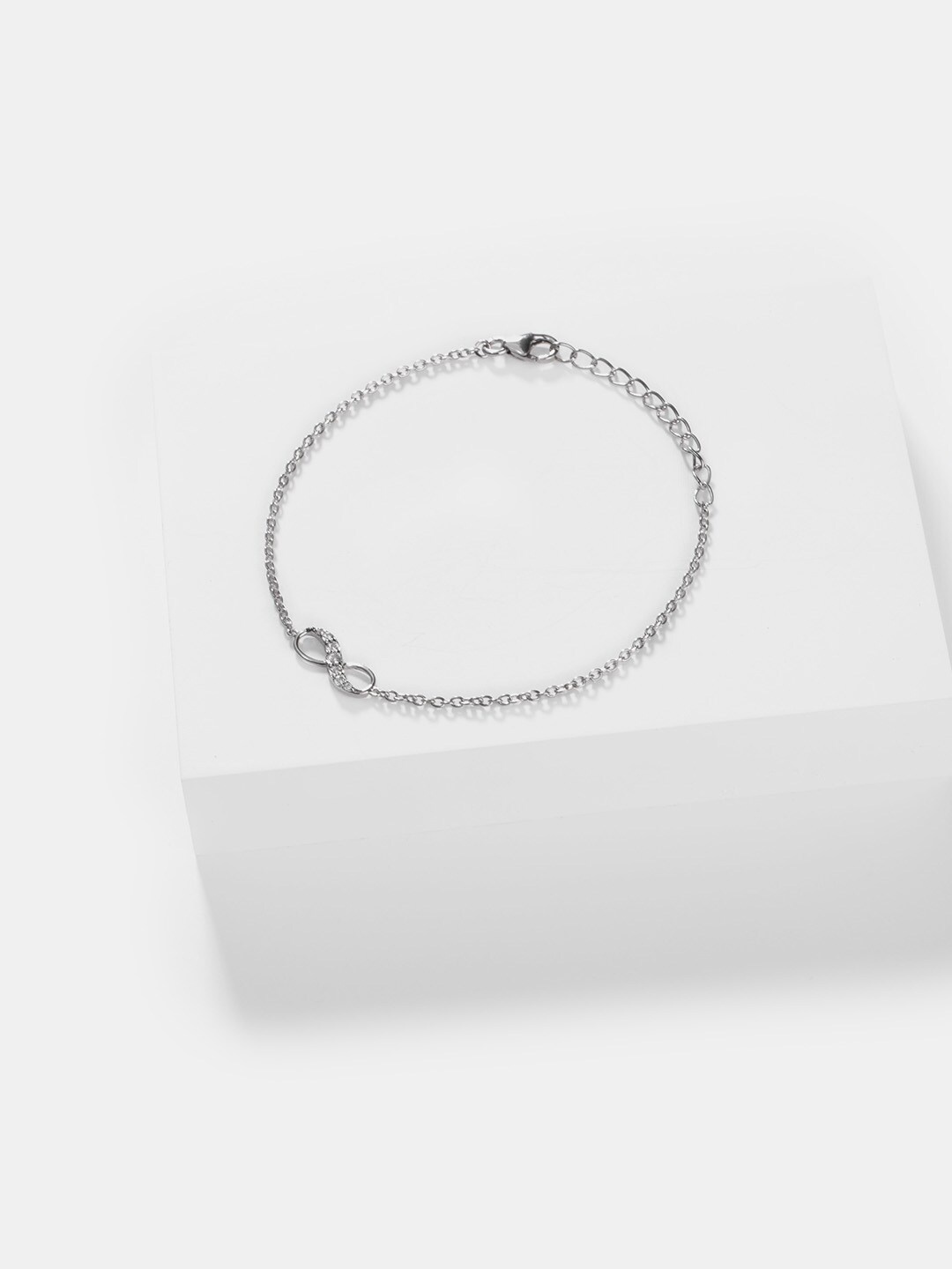 

SHAYA Women Silver-Toned Silver Charm Bracelet