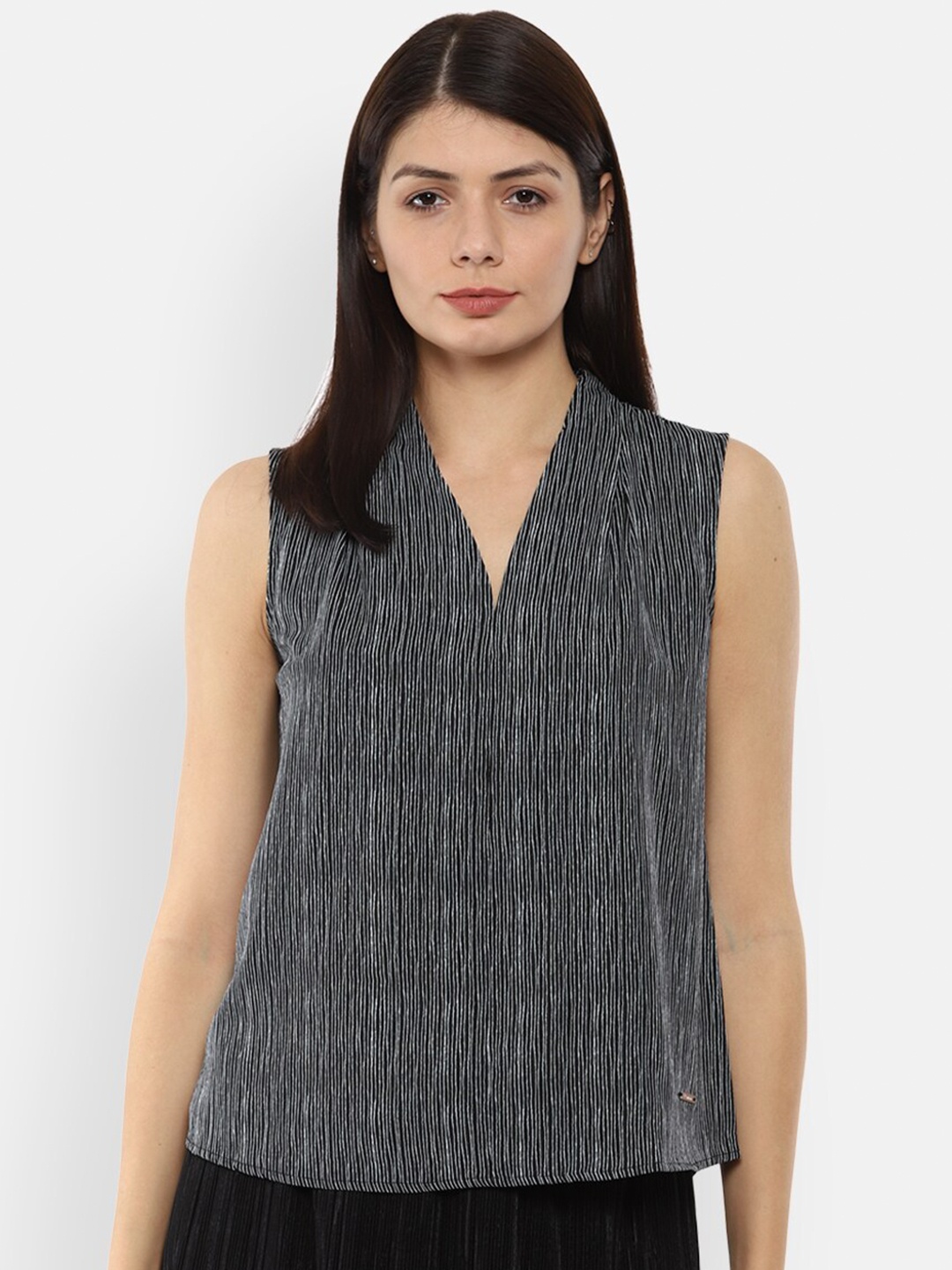 

Van Heusen Woman Black & Grey Striped V-neck Top