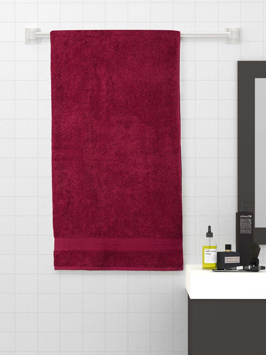 

CORE Designed by SPACES Red Solid Pure Cotton 400 GSM Bath Towel
