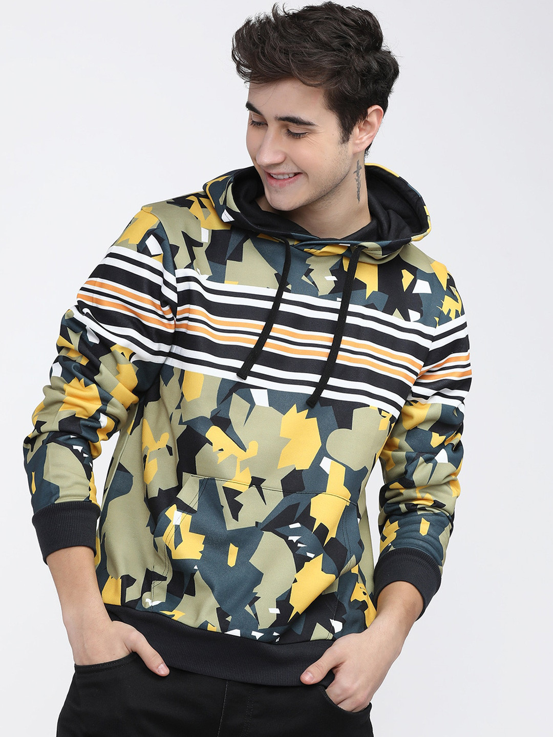 

HIGHLANDER Men Multicoloured Printed Hooded Sweatshirt, Multi