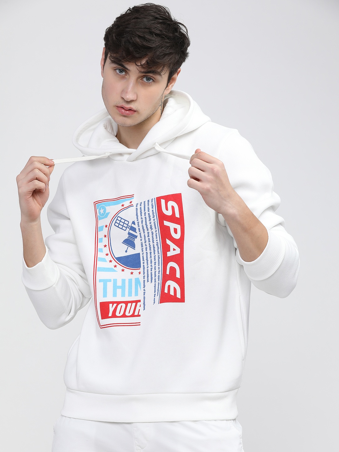 

HIGHLANDER Men White Printed Hooded Sweatshirt