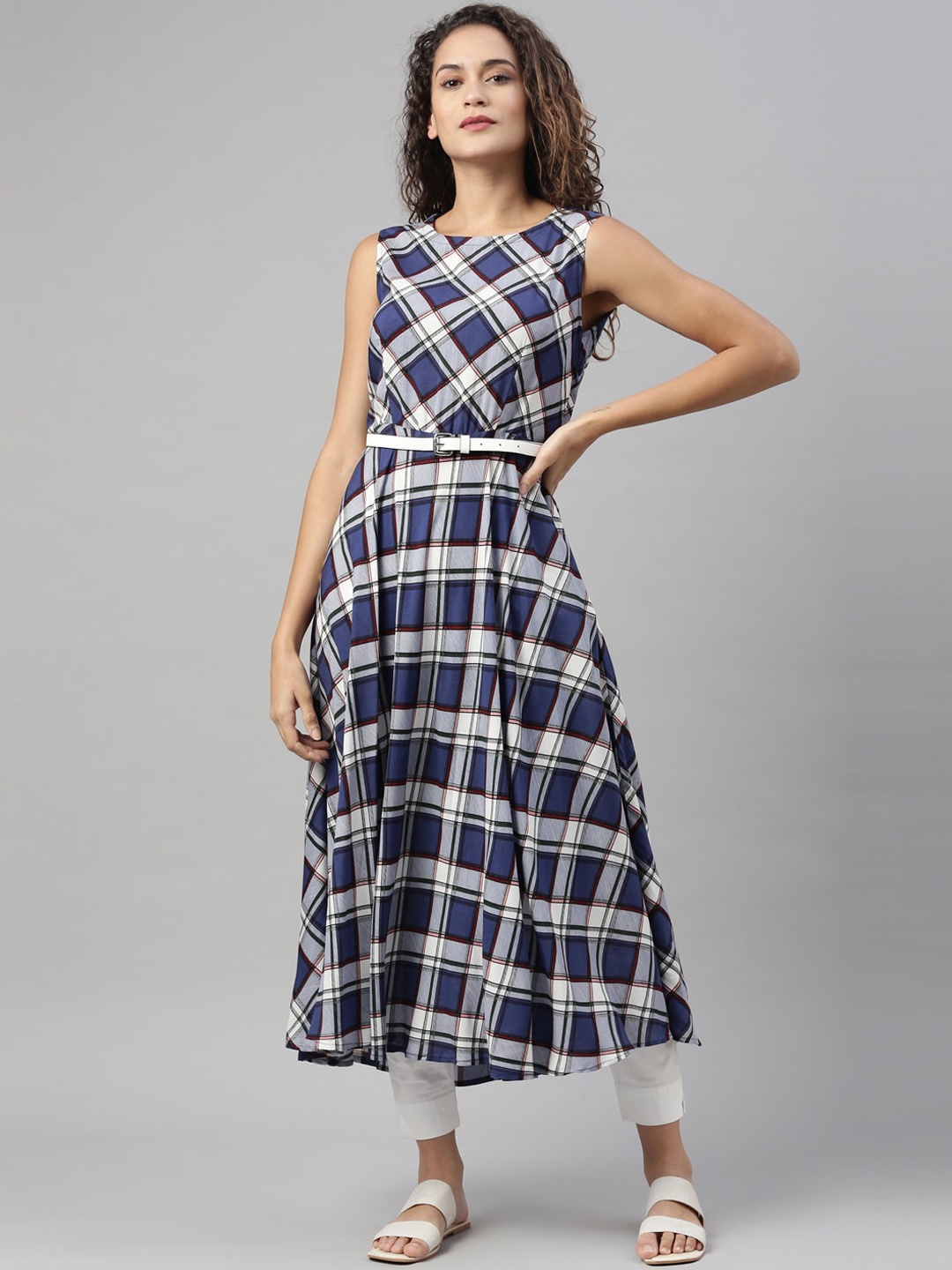 

Neerus Women Blue Checked Kurta
