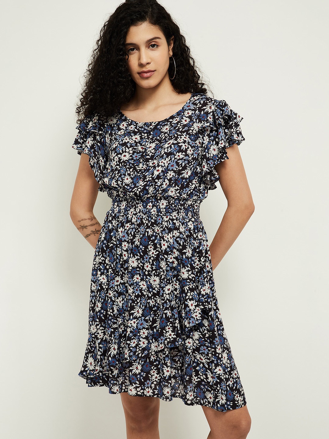 

max Women Navy Blue & White Floral Printed Dress