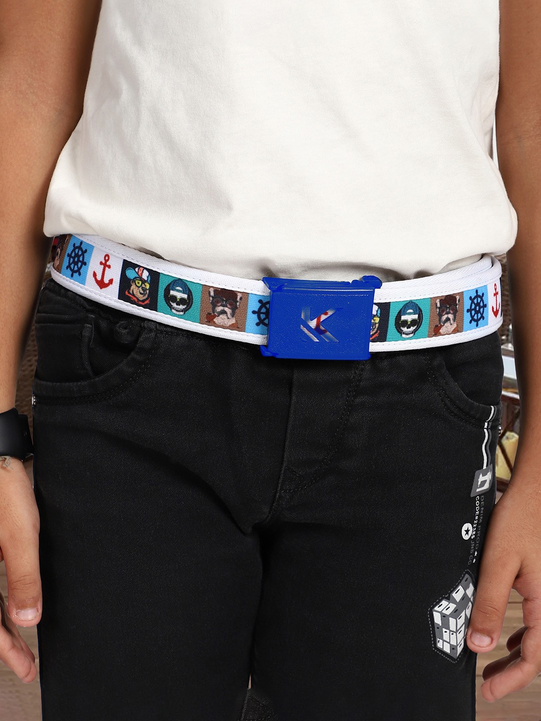 

KazarMax Boys Grey Pirates Printed Reversible Belt