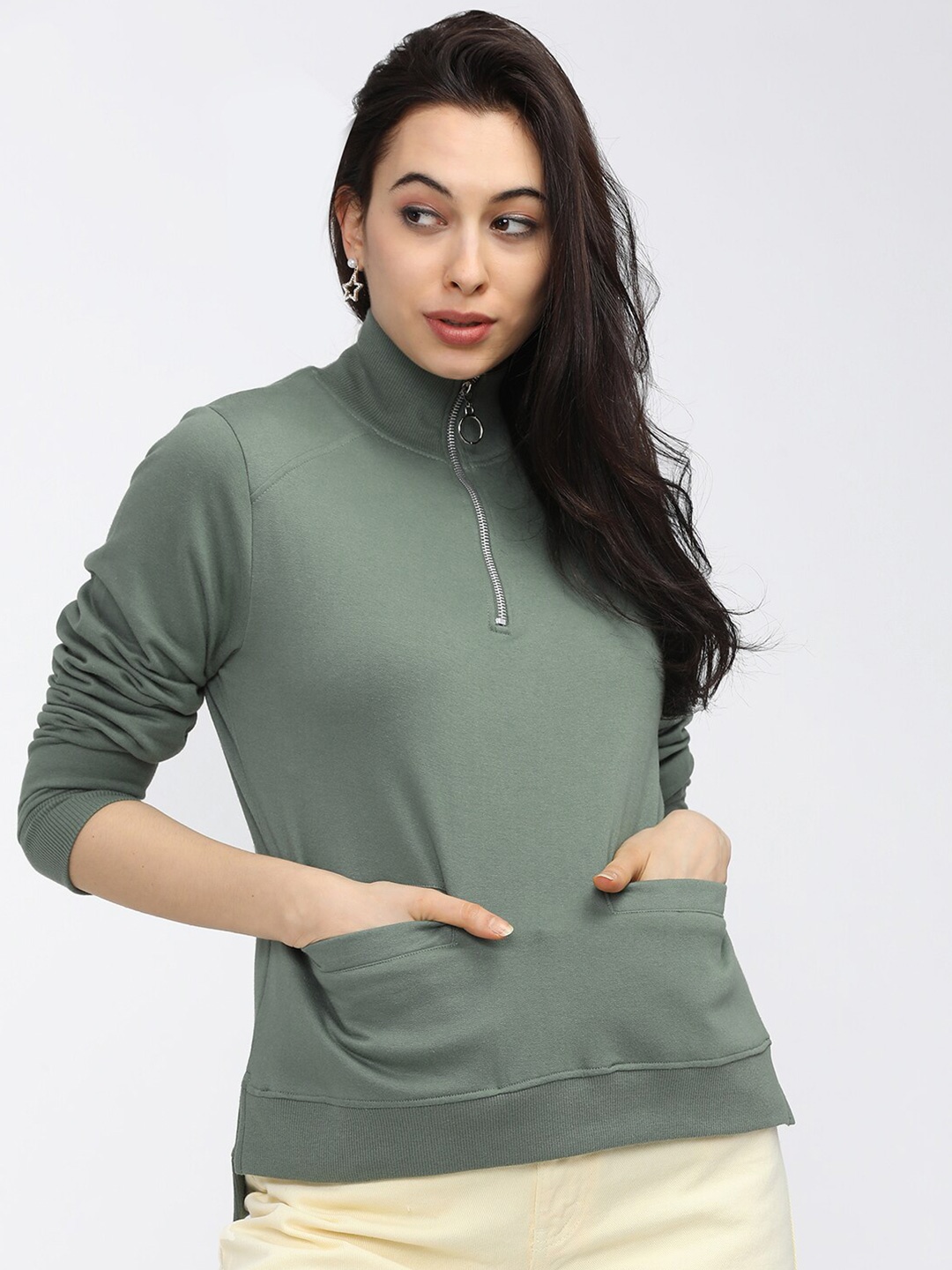 

Tokyo Talkies Women aOlive Green Sweatshirt, Olive