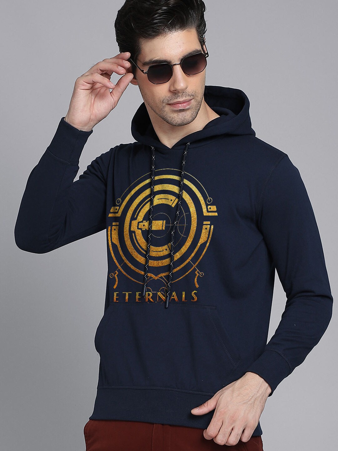 

Free Authority Eternals Men Navy Blue Printed Hooded Sweatshirt