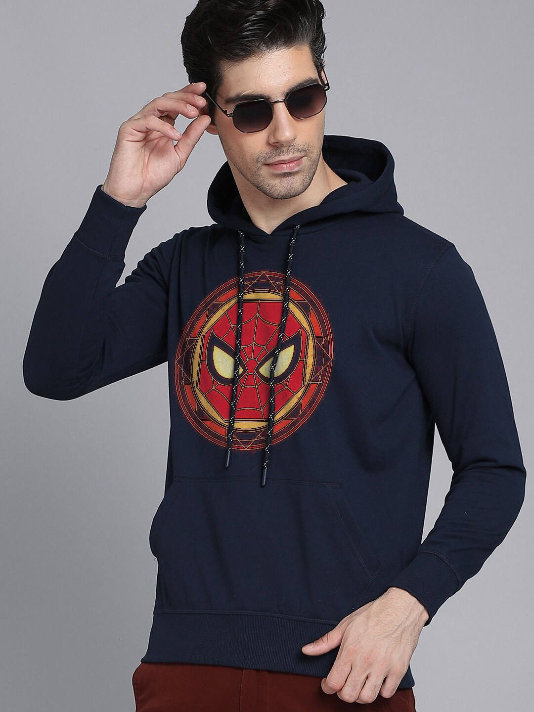 

Free Authority Men Navy Blue Spider-Man Printed Hooded Pure Cotton Sweatshirt