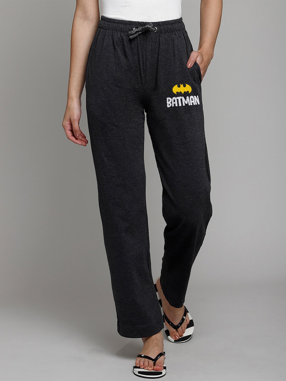 

Free Authority Women Grey Batman Printed Pure Cotton Lounge Pants