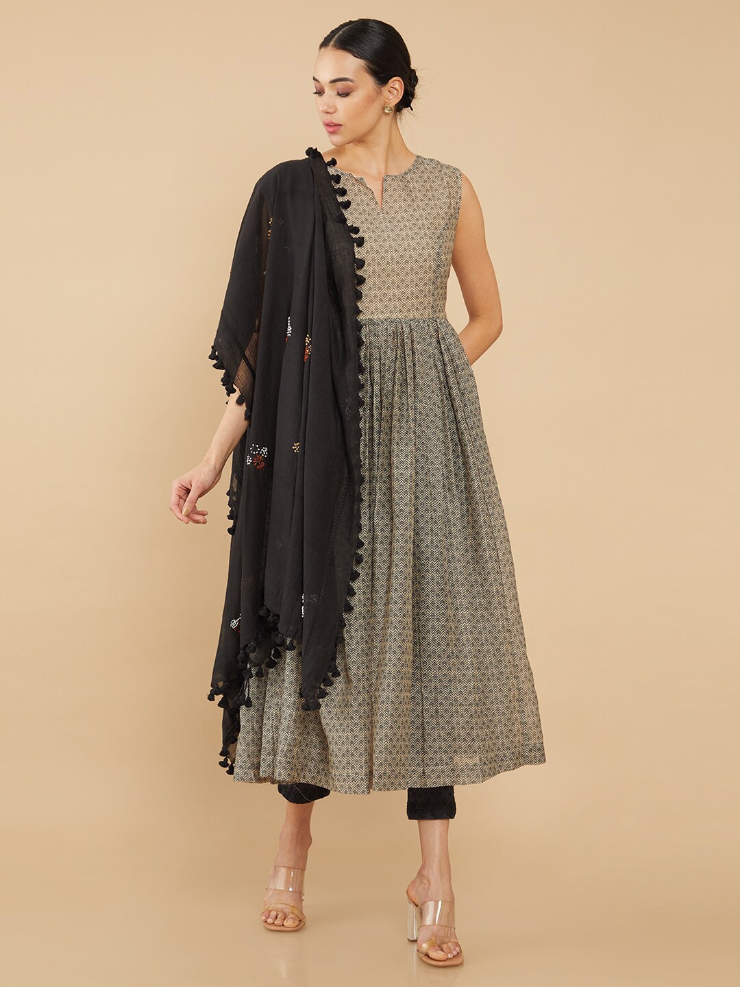 

Soch Women Black Embroidered Cotton stole