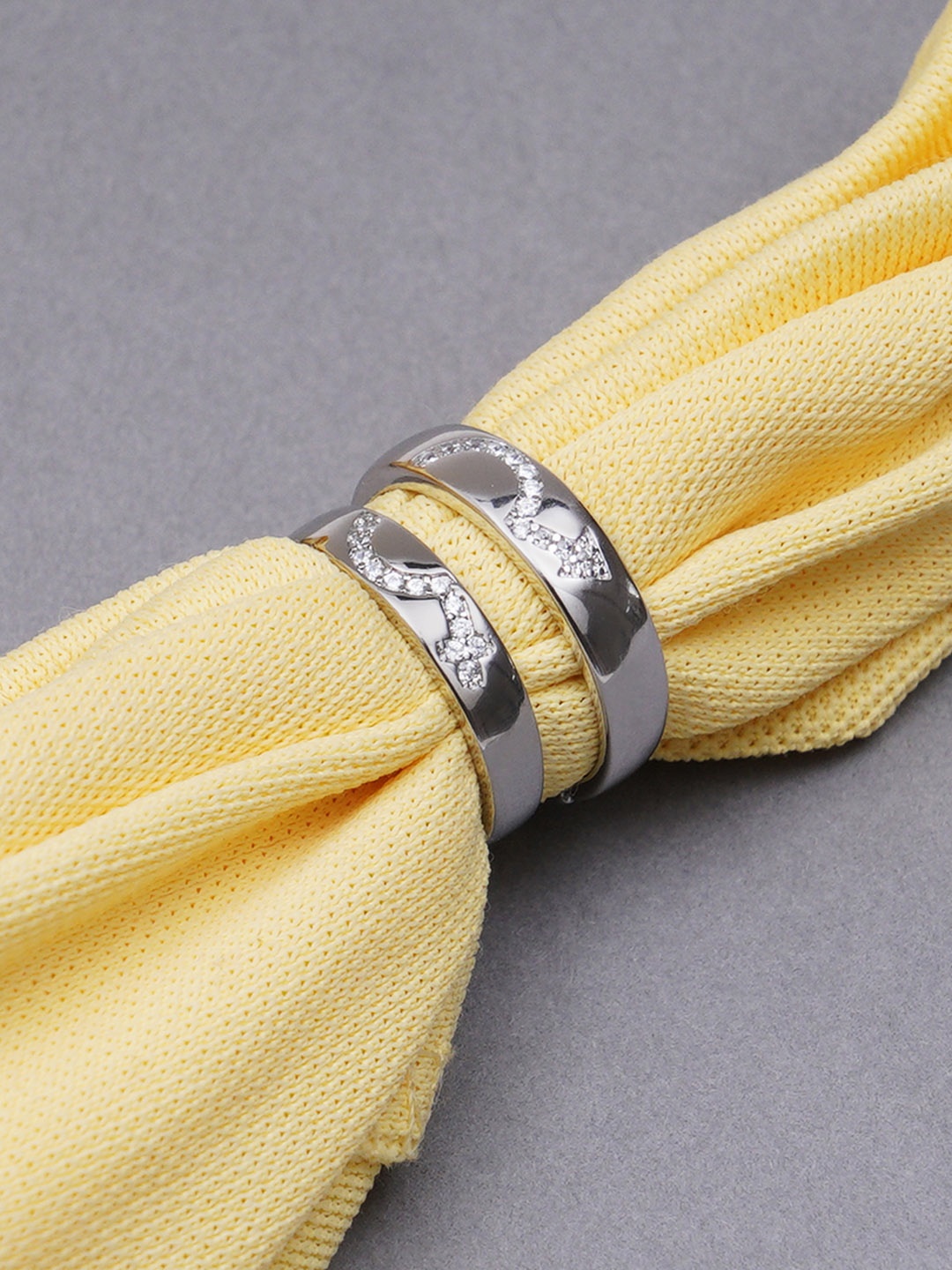 

KARATCART Unisex Silver Elegant Couple Adjustable Ring