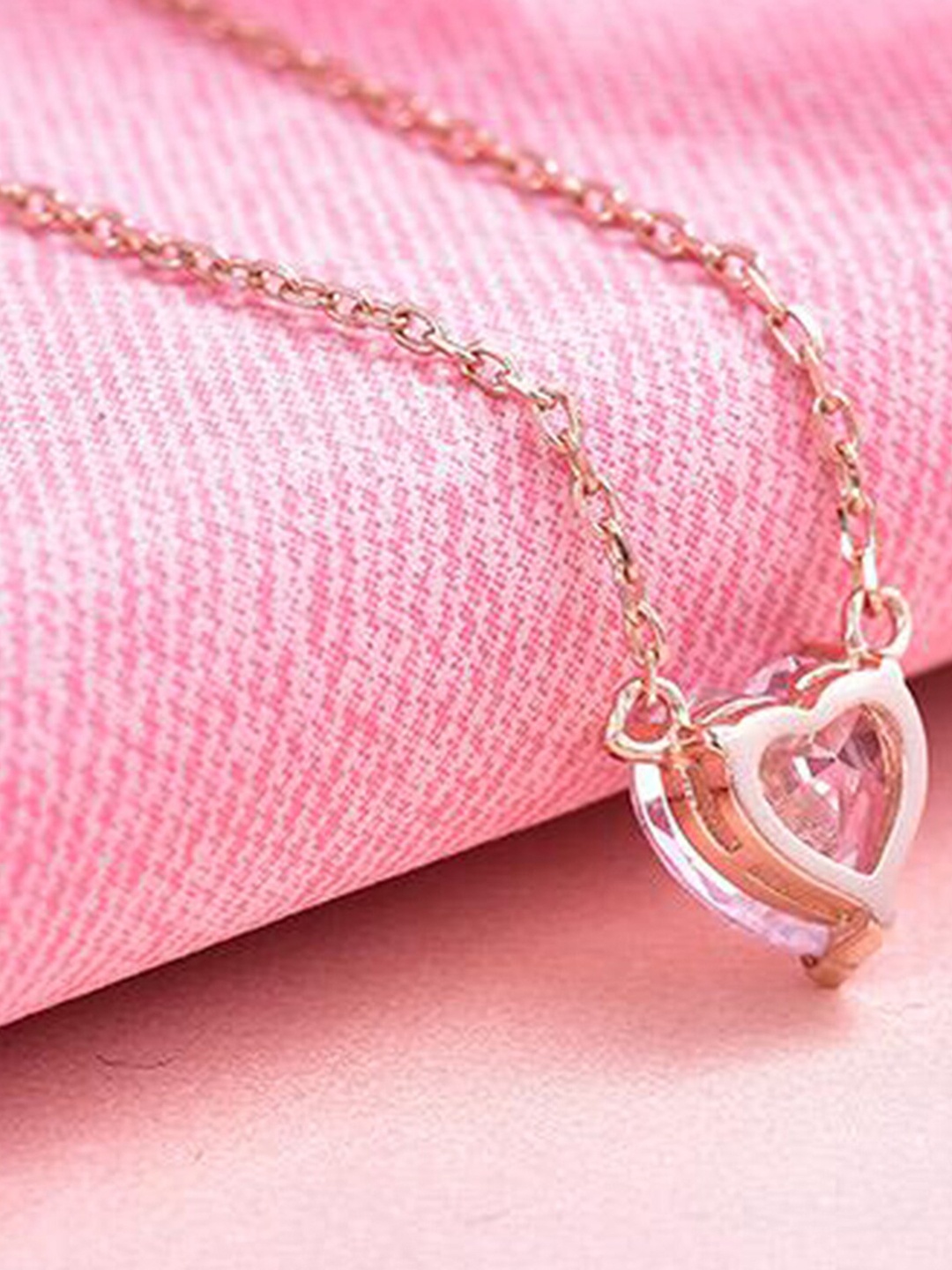 

Vembley Gold-Plated Enamelled Diamond Heart Pendant Necklace
