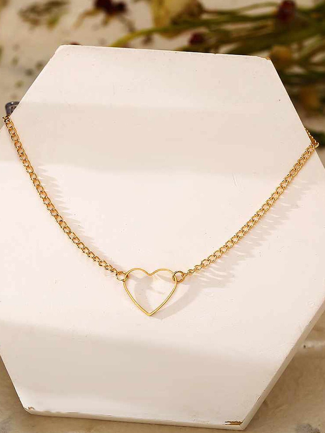 

Vembley Gold-Plated Heart Choker Necklace